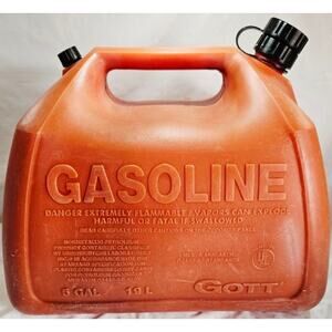 Vintage Blitz Gott 5 Gallon Pre-Ban Vented Gas Fuel Can #1251 Spout 706 USA